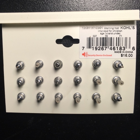 SO Peace Sign Stud Earrings- 9 pairs - Picture 2 of 2